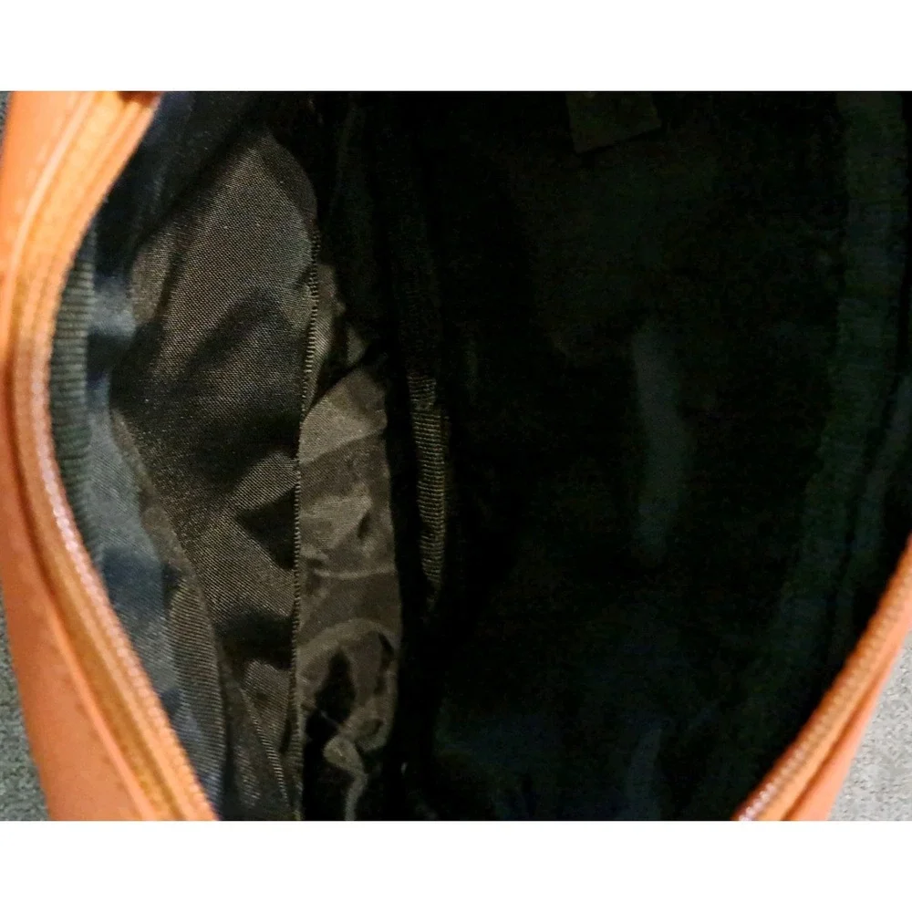 Vtg Stone Mountain Cross Body/Fanny Pack Brown Color Buttery Soft Appears Unused